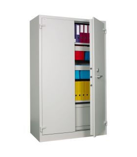 Chubbsafes Archive 880 with 4 adjustable shelves