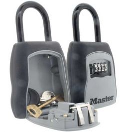 Master Lock 5400D Portable Key Safe open and closed