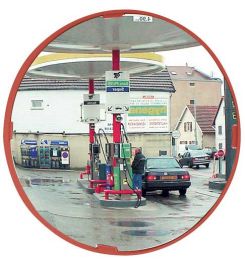 Vialux 514 Multi-Use Convex Mirror Polymir 400mm in a Petrol Station to improve security