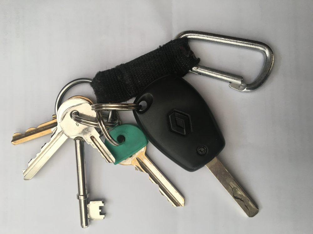 What is the best way to store bunches of keys?