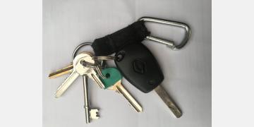 What is the best way to store bunches of keys?